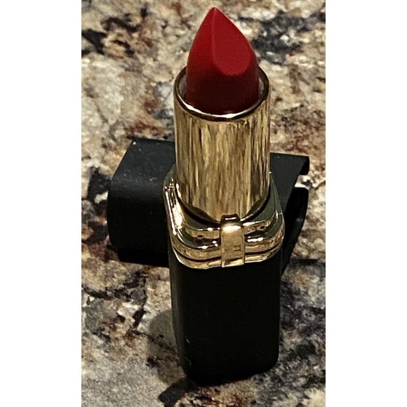 L'Oreal Paris Colour Riche Collection Exclusive Lipstick # 407 LIYA'S RED Beauty - Picture 1 of 4